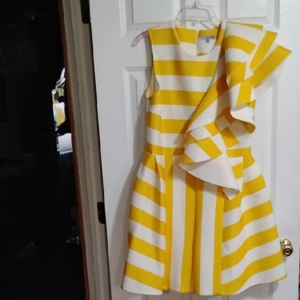 Elegant Yellow and White Striped Dress/Coulottes Eien